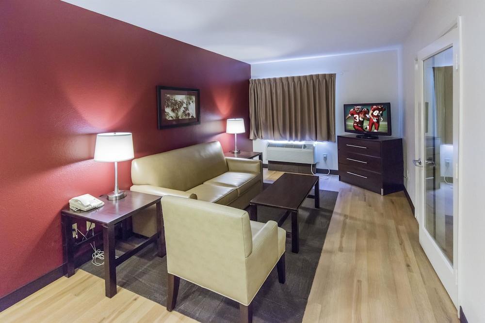 Red Roof Inn Plus Raleigh Downtown Ncsu Conv Center Ngoại thất bức ảnh