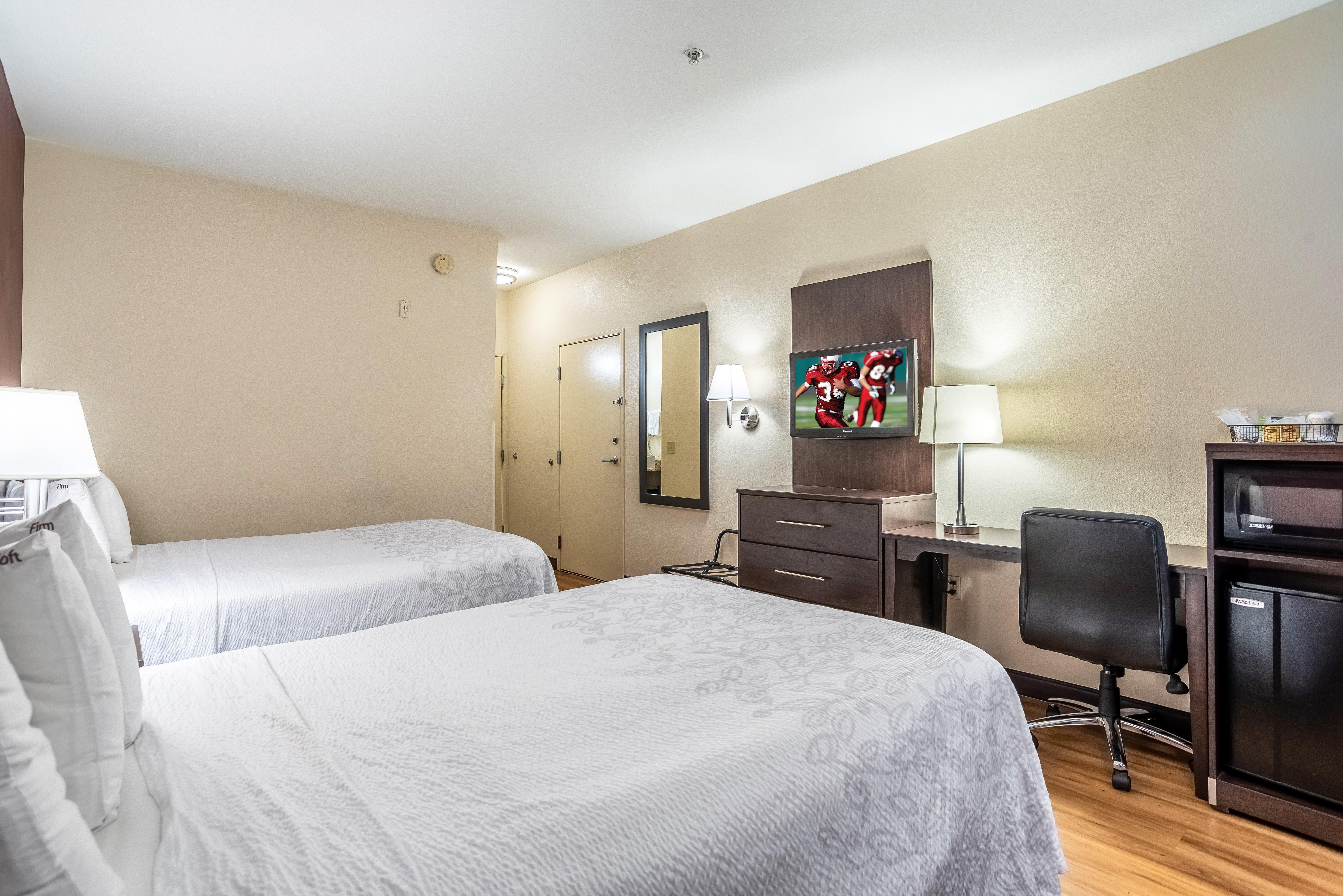 Red Roof Inn Plus Raleigh Downtown Ncsu Conv Center Ngoại thất bức ảnh