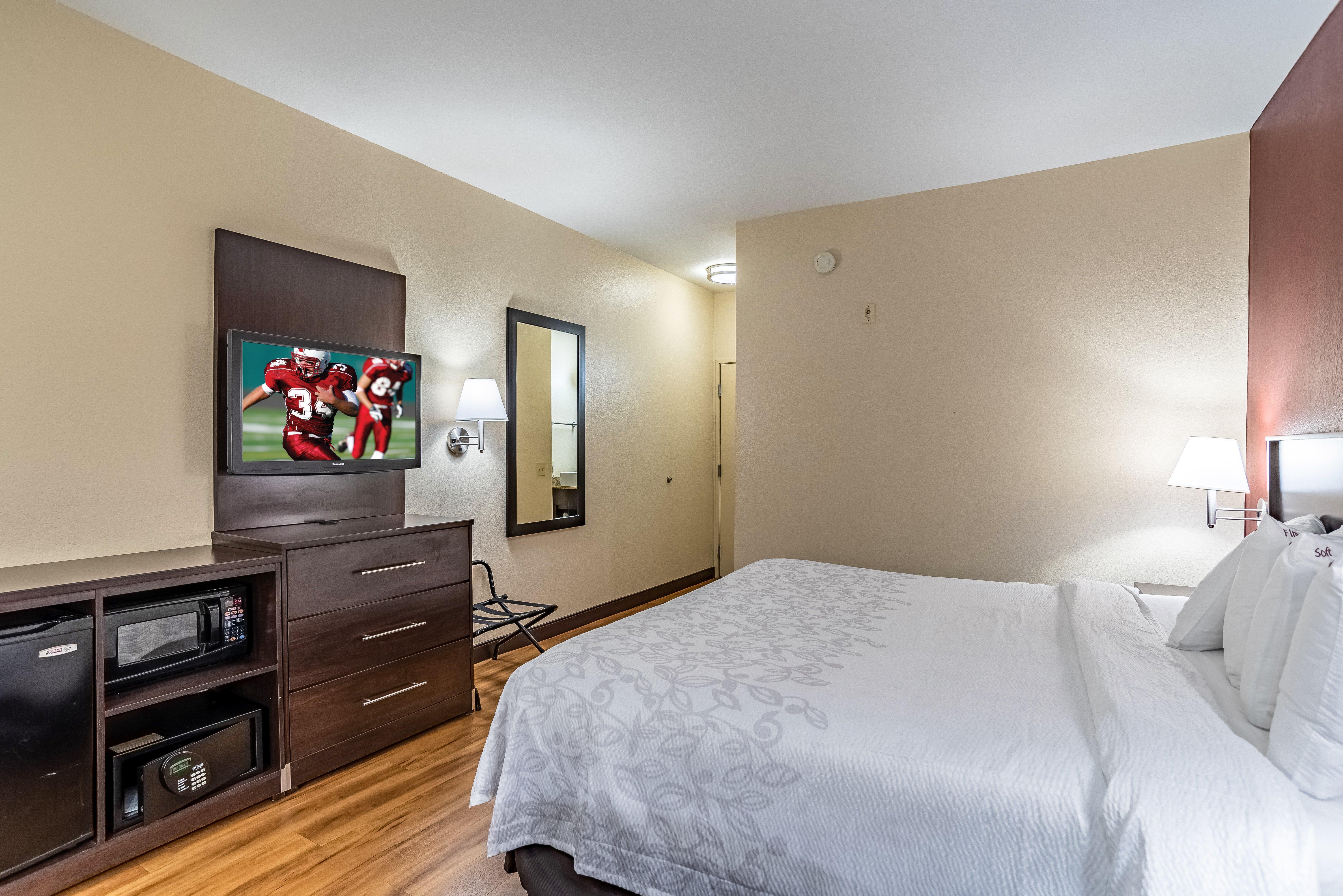 Red Roof Inn Plus Raleigh Downtown Ncsu Conv Center Ngoại thất bức ảnh