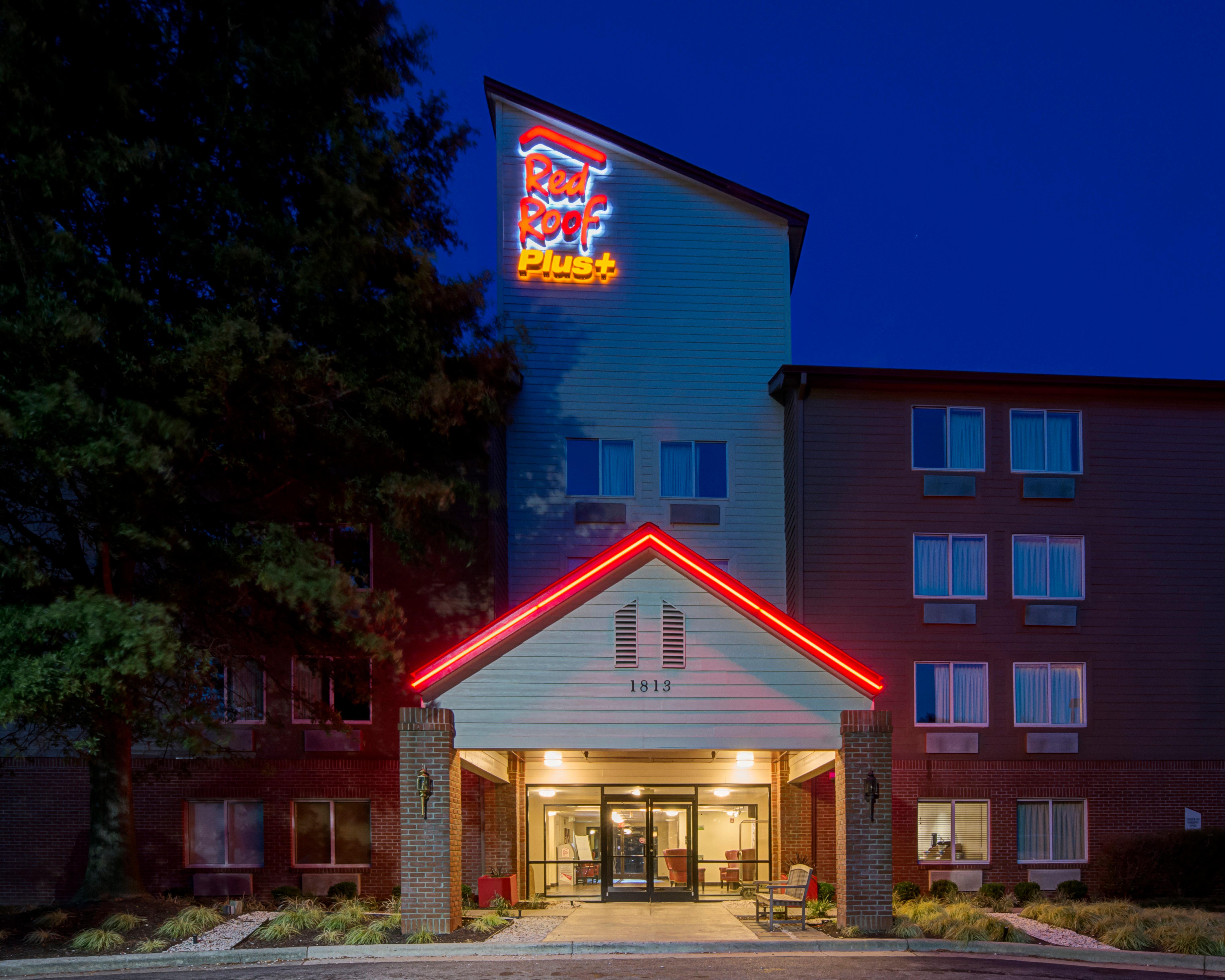 Red Roof Inn Plus Raleigh Downtown Ncsu Conv Center Ngoại thất bức ảnh