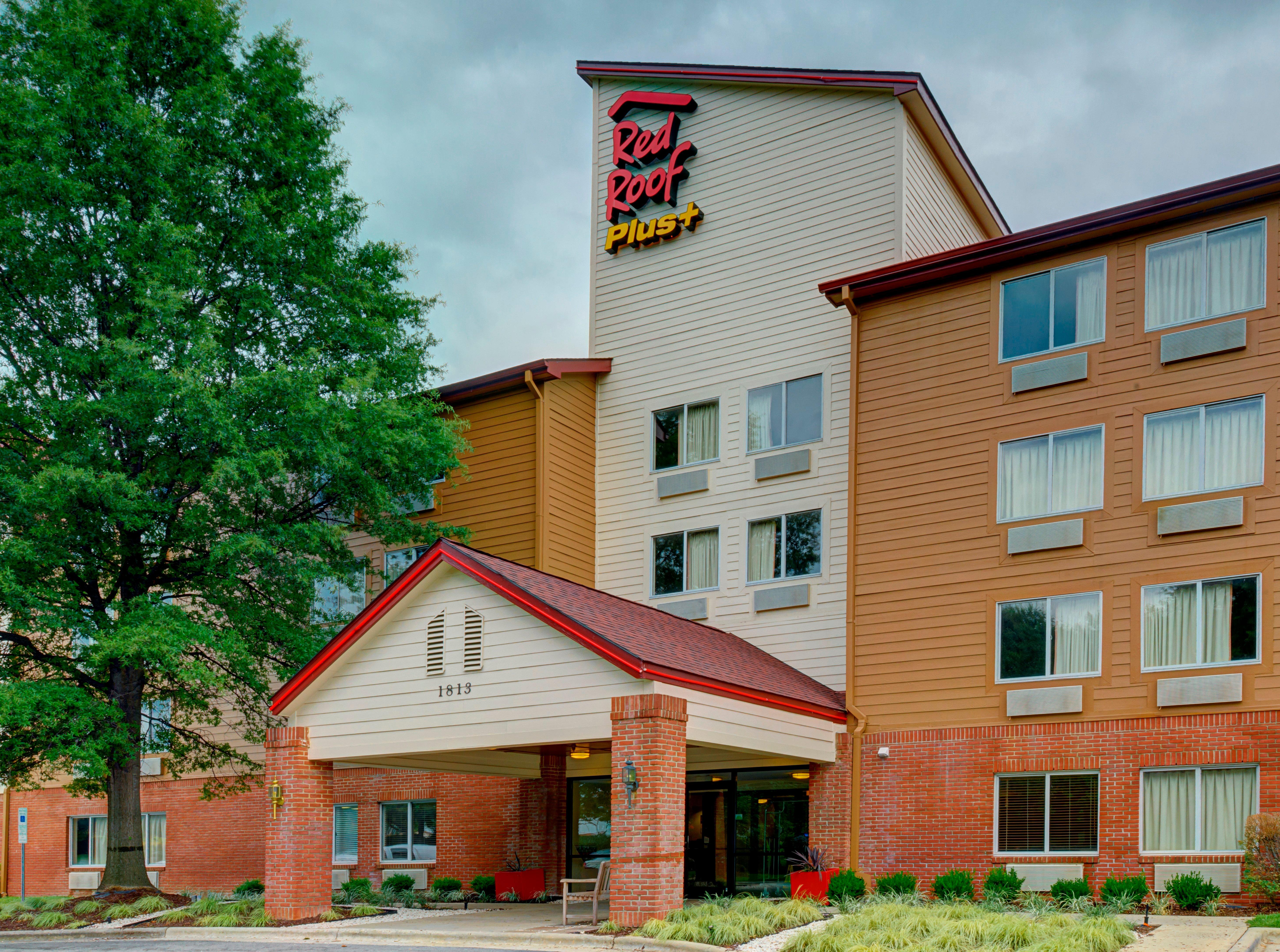Red Roof Inn Plus Raleigh Downtown Ncsu Conv Center Ngoại thất bức ảnh