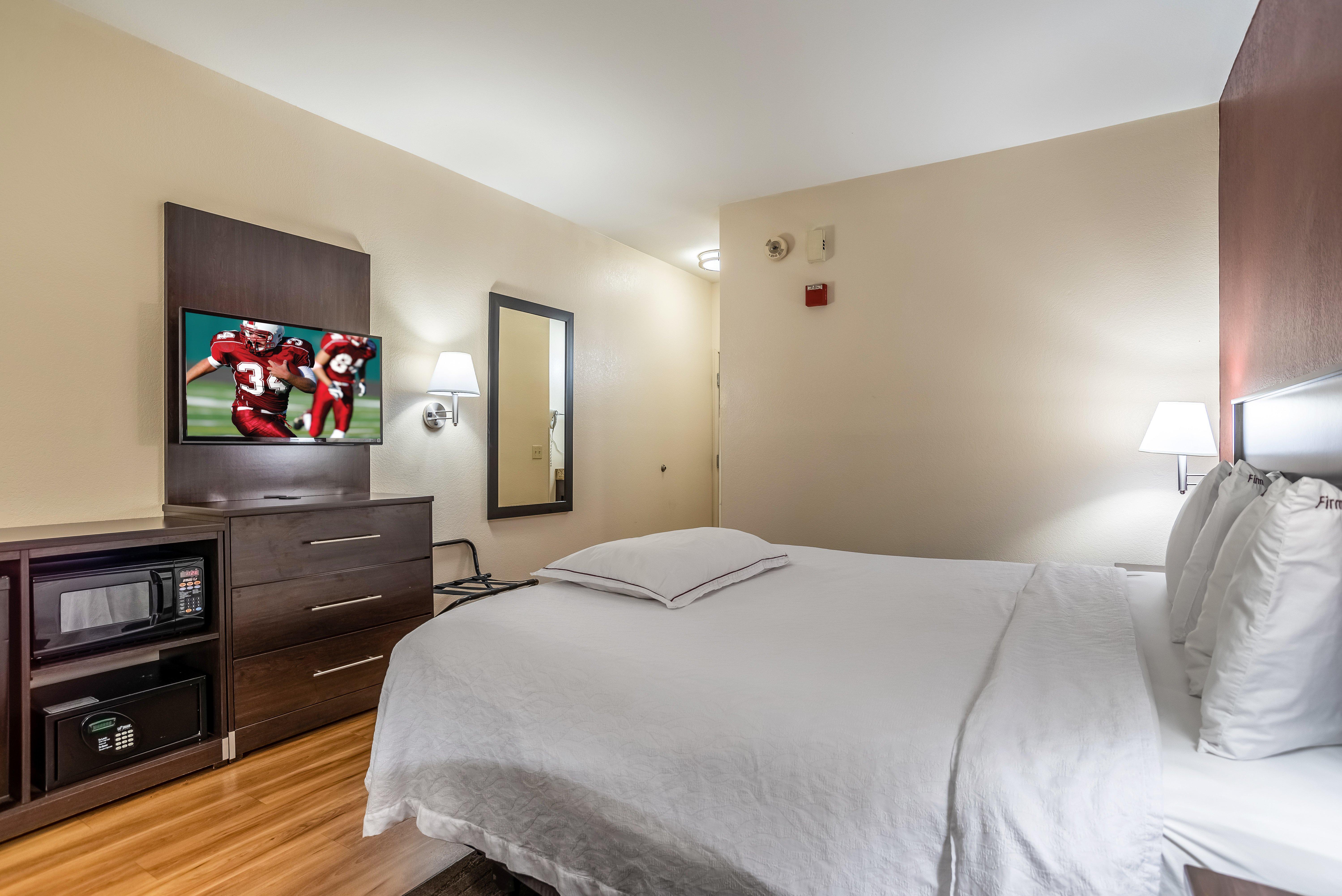 Red Roof Inn Plus Raleigh Downtown Ncsu Conv Center Ngoại thất bức ảnh