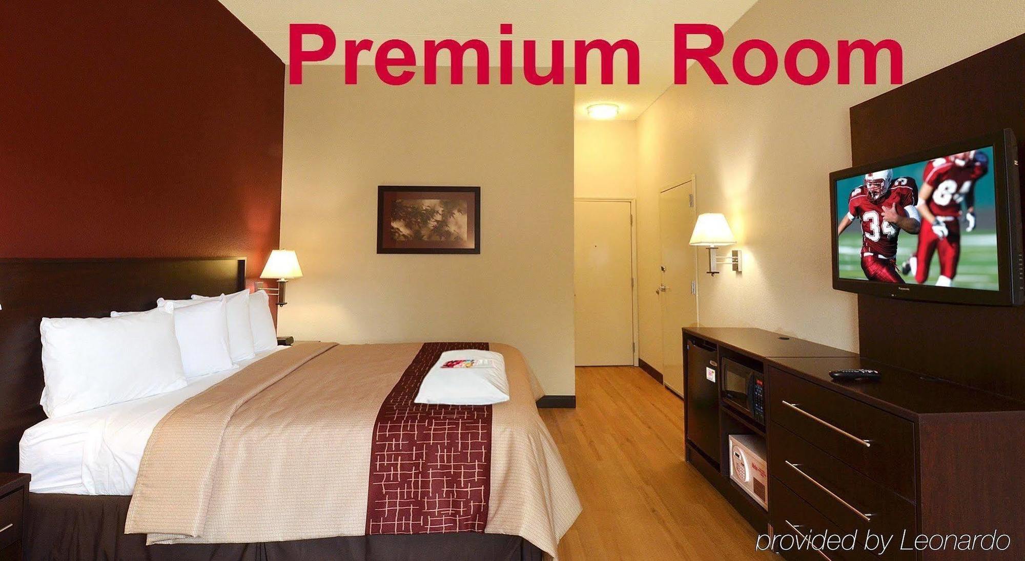 Red Roof Inn Plus Raleigh Downtown Ncsu Conv Center Ngoại thất bức ảnh